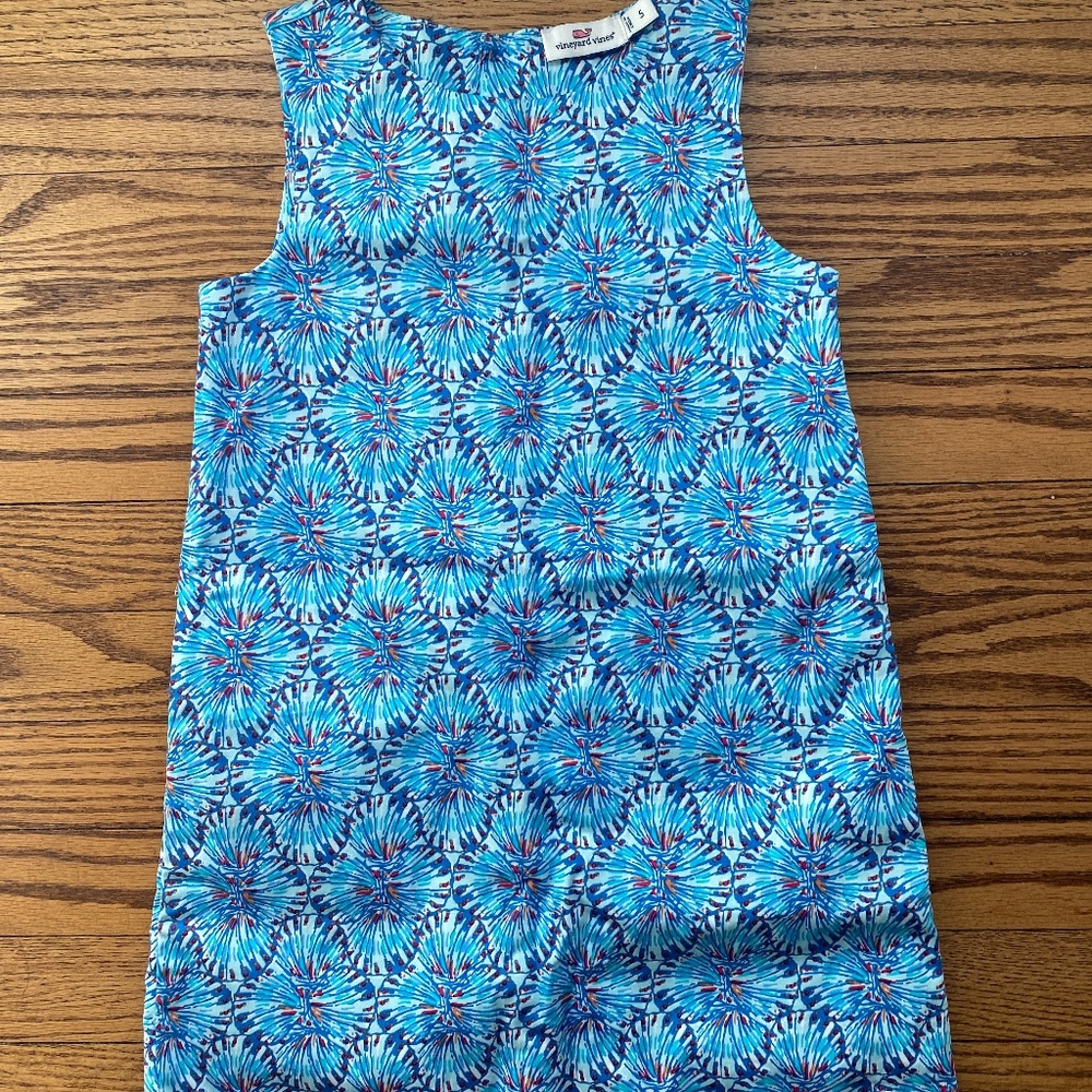 Vineyard Vines girls dress